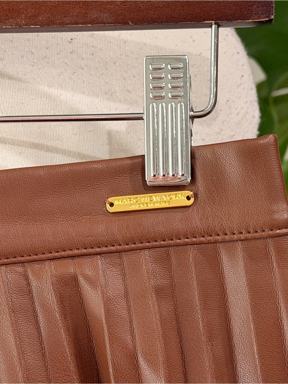 Marc New York Pleated Faux Leather Skirt Brown Size 2 Mini Skirt - Picture 2 of 4